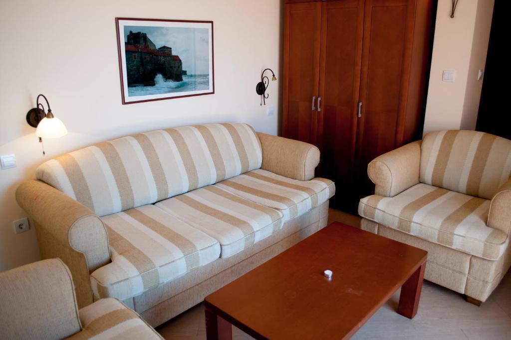 Apartments Villa Sveti Nikola Budva Rum bild